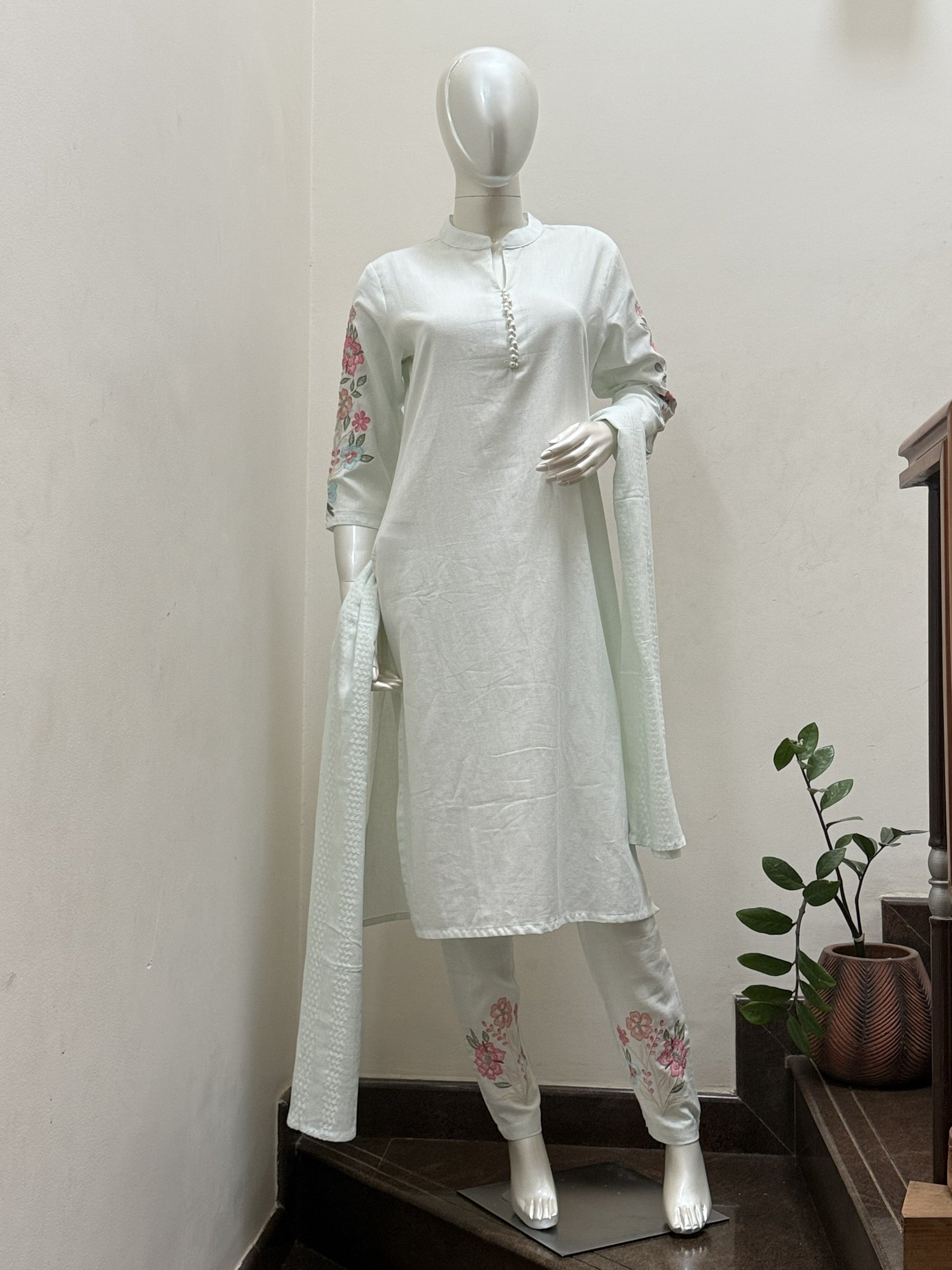 Aulera – Meadow Bloom Embroidered Premium Linen Cotton Suit Set