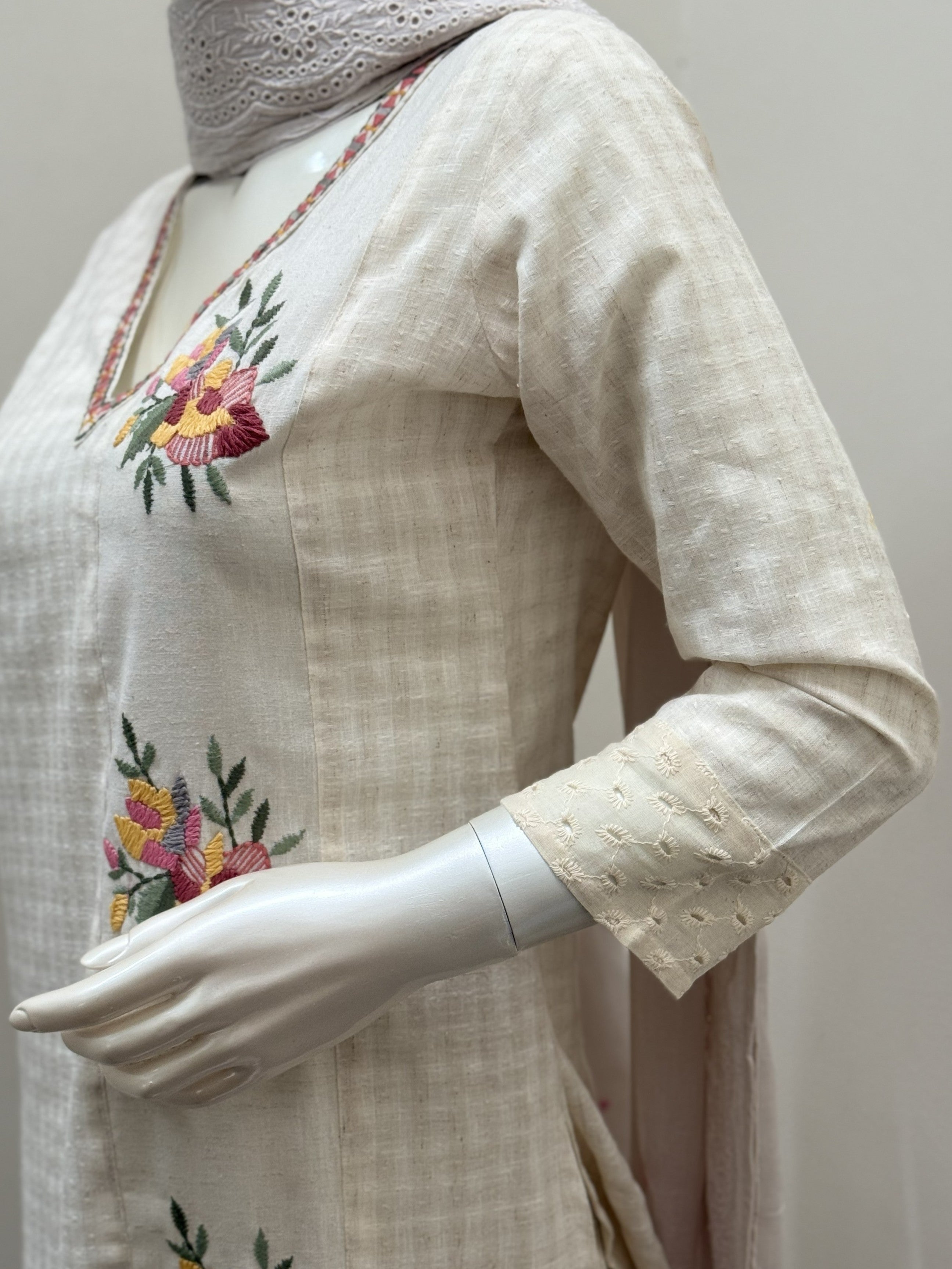 Ivory Floral Hand-work Linen Kurta Set for Women with Pants