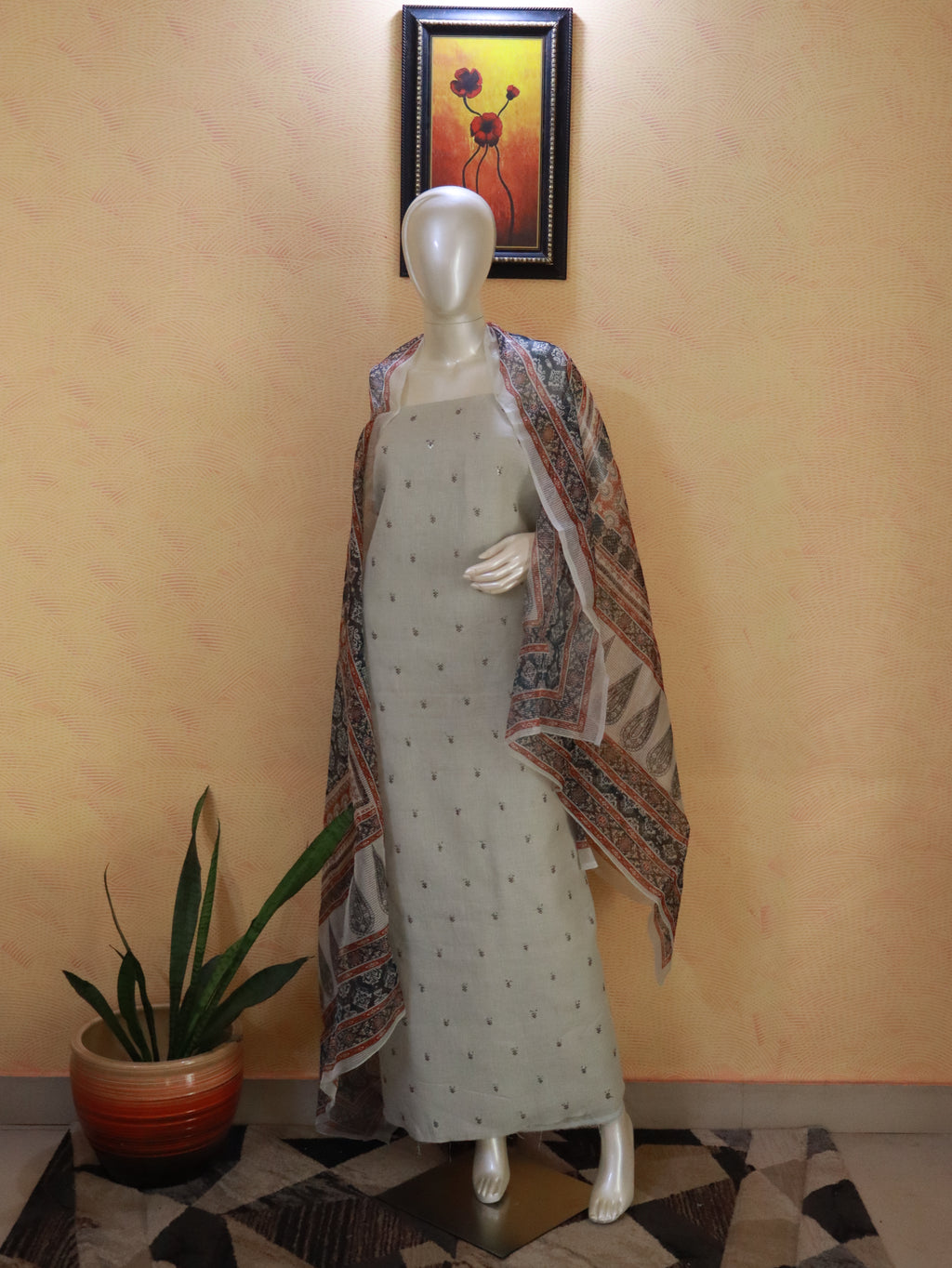 Linen willow Green Kurta Set with Delicate embroidered butters
